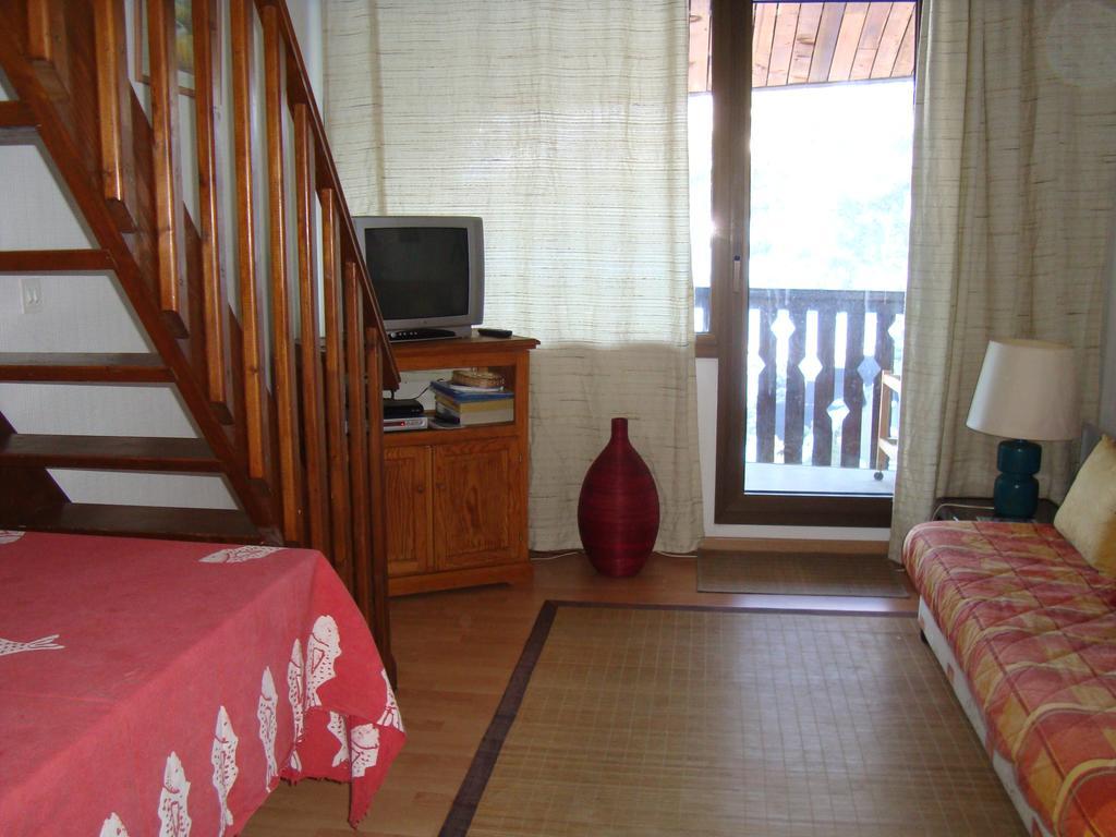 Apartment Face Aux Pistes เกรโอลิแยร์ เลส์ เนชส์ ห้อง รูปภาพ
